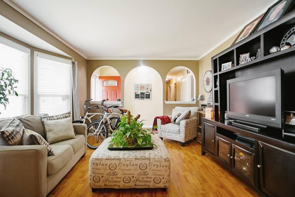 Becky & Marvels 420 Stay - Private Room Kansas City Extérieur photo